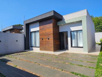 Casa com 3 dormitórios